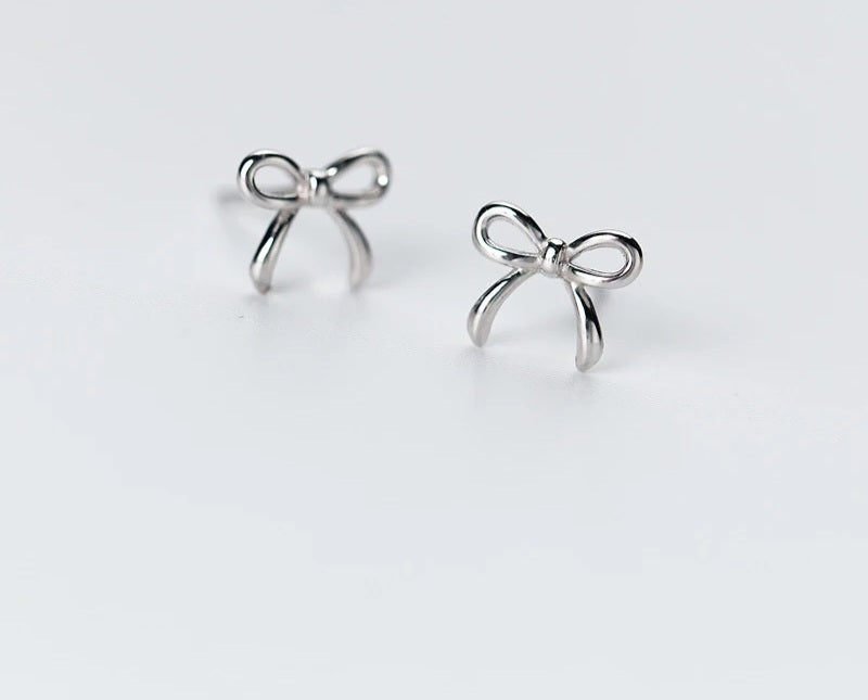 NYSSA - Sterling Silver Designer Inspired Bow Earrings Studs Ear Candy