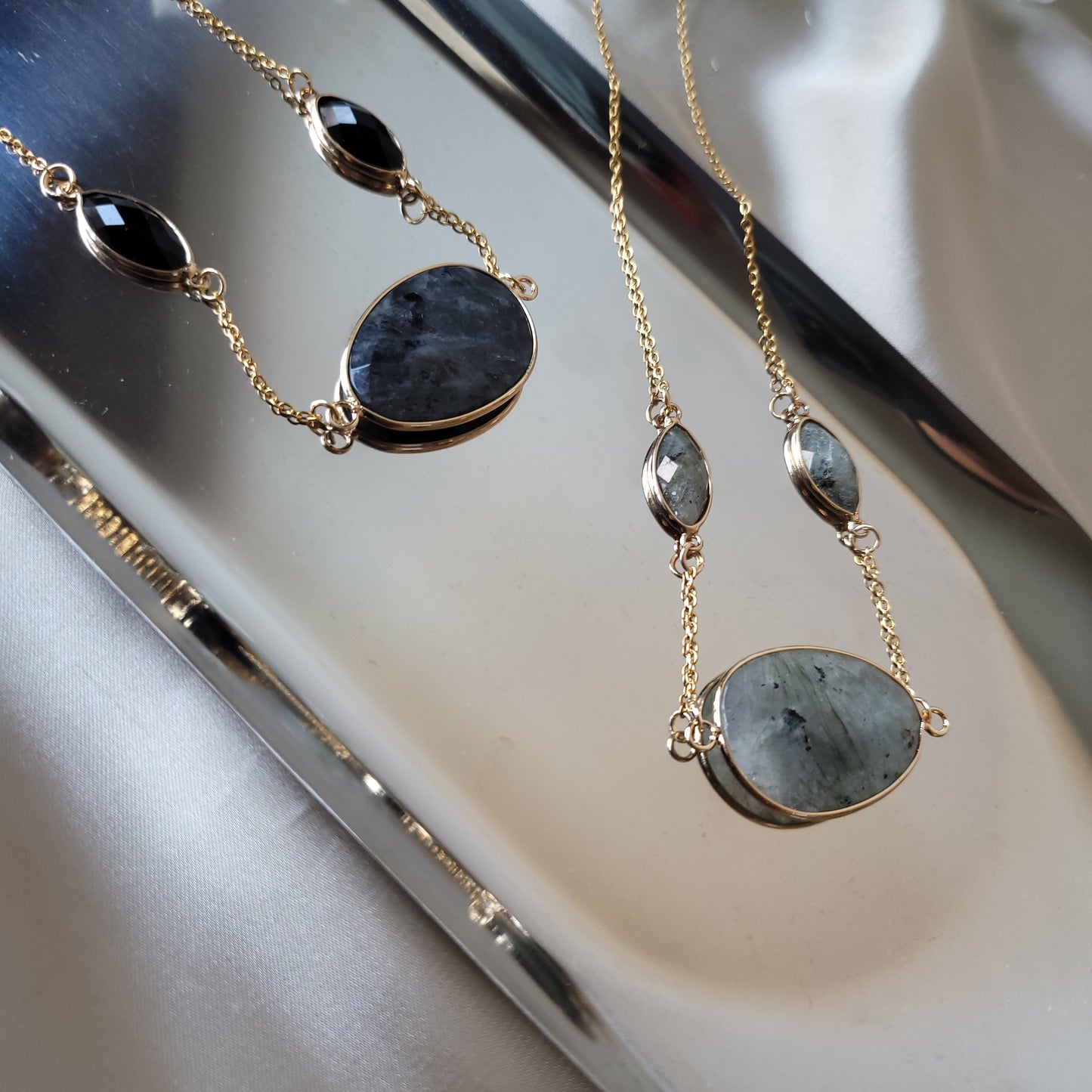 SHAIMINA - Exquisite Combo Rock Stone Natural Semi Precious Stone Crystal Gemstone Design Pendant Necklace  - Long Matinee Hijab Hijabi Gold Chain - Trending Jewellery  '23