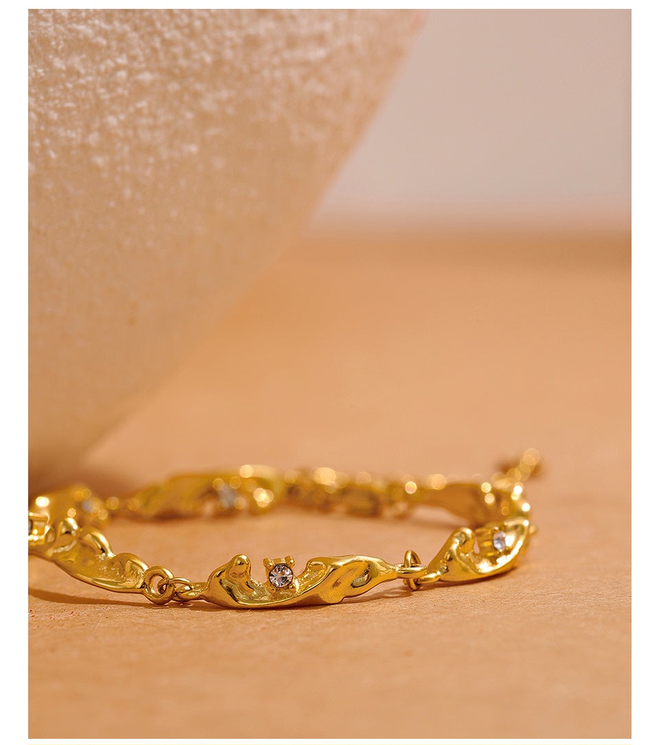 MILLY - New Faux Diamond Trending Gem Chain Repeat Bracelet - Gold Holiday Collection - Waterproof Gift