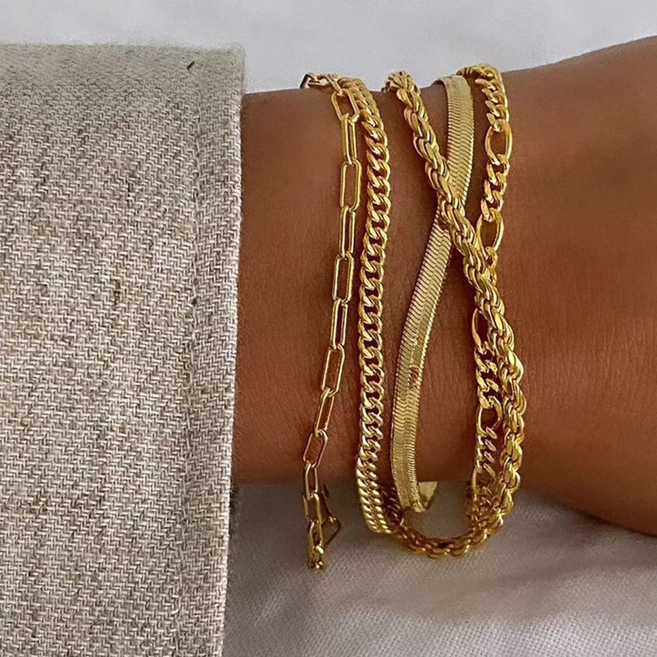 MISTLETOE - 18K Gold Plated Chain Bracelet - 5 designs - Jewellery Must Haves Love Everyday Essentials gifts