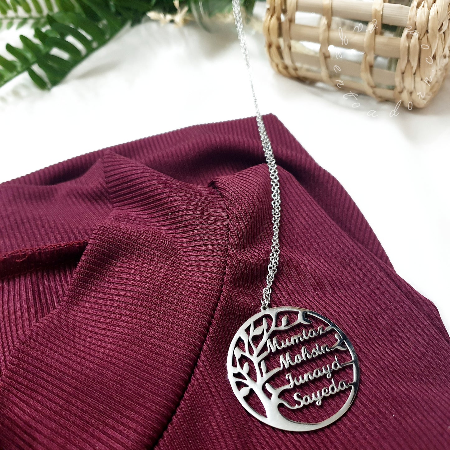 Personalised Custom Name Necklace -  Family Pendant - Arabic English Forever Jewellery Personal Gifts  -  ELIZA