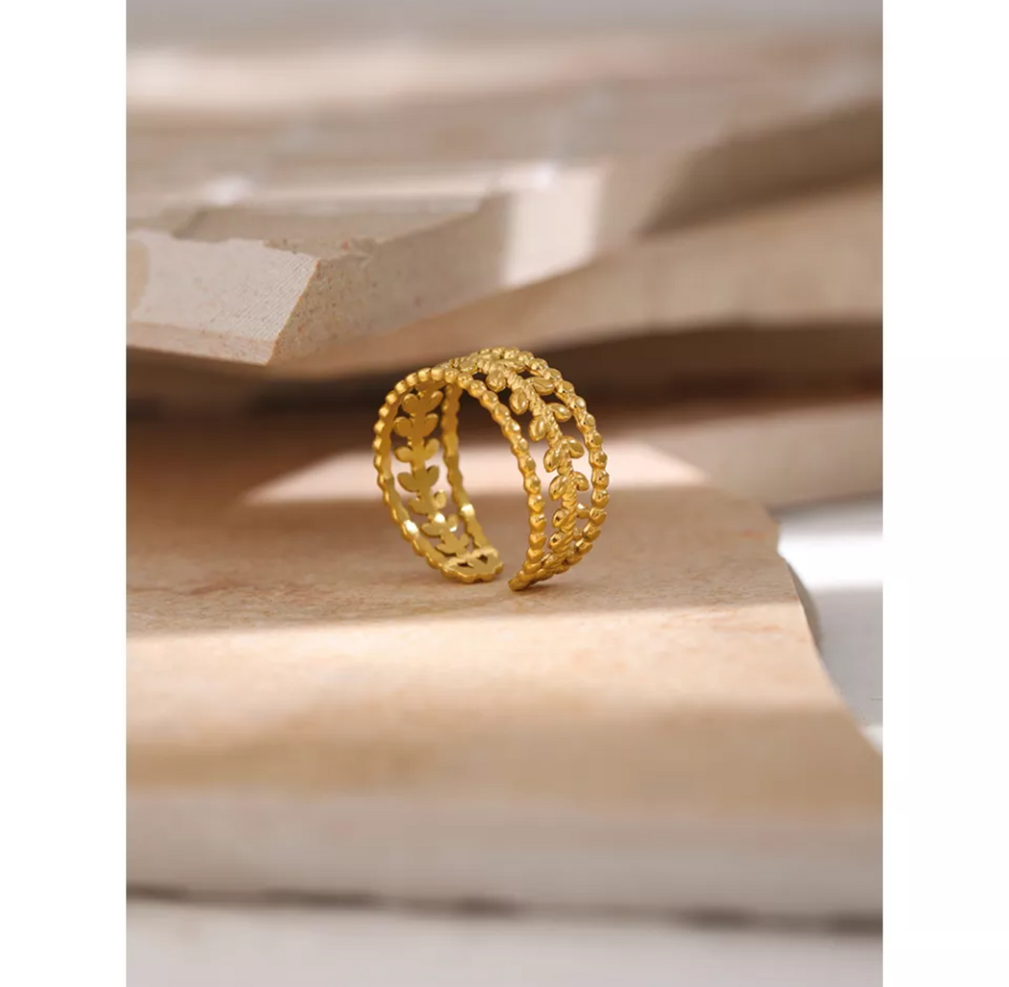 MIMI - Adjustable Autumn Leaves Ring - Golden Collection