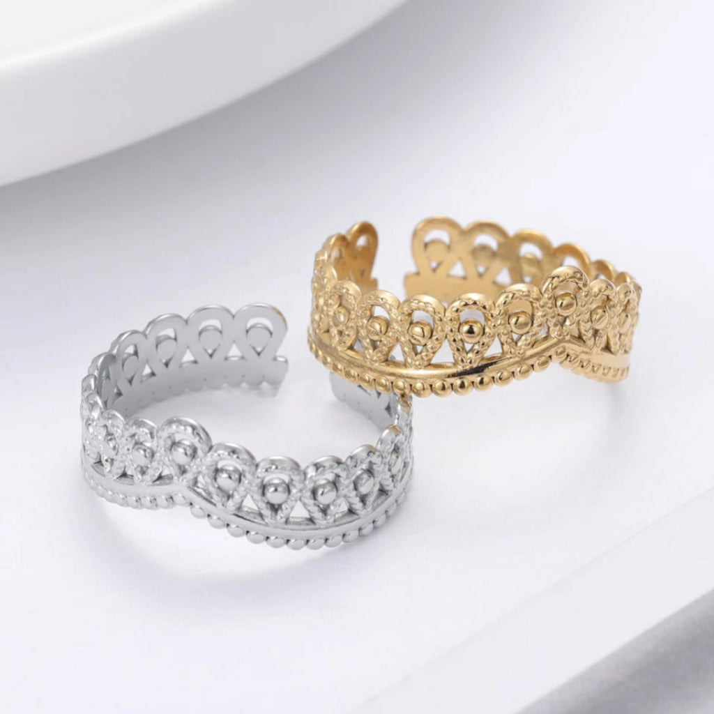 QUEEN - Crown Design Novelty Gifts - Ring