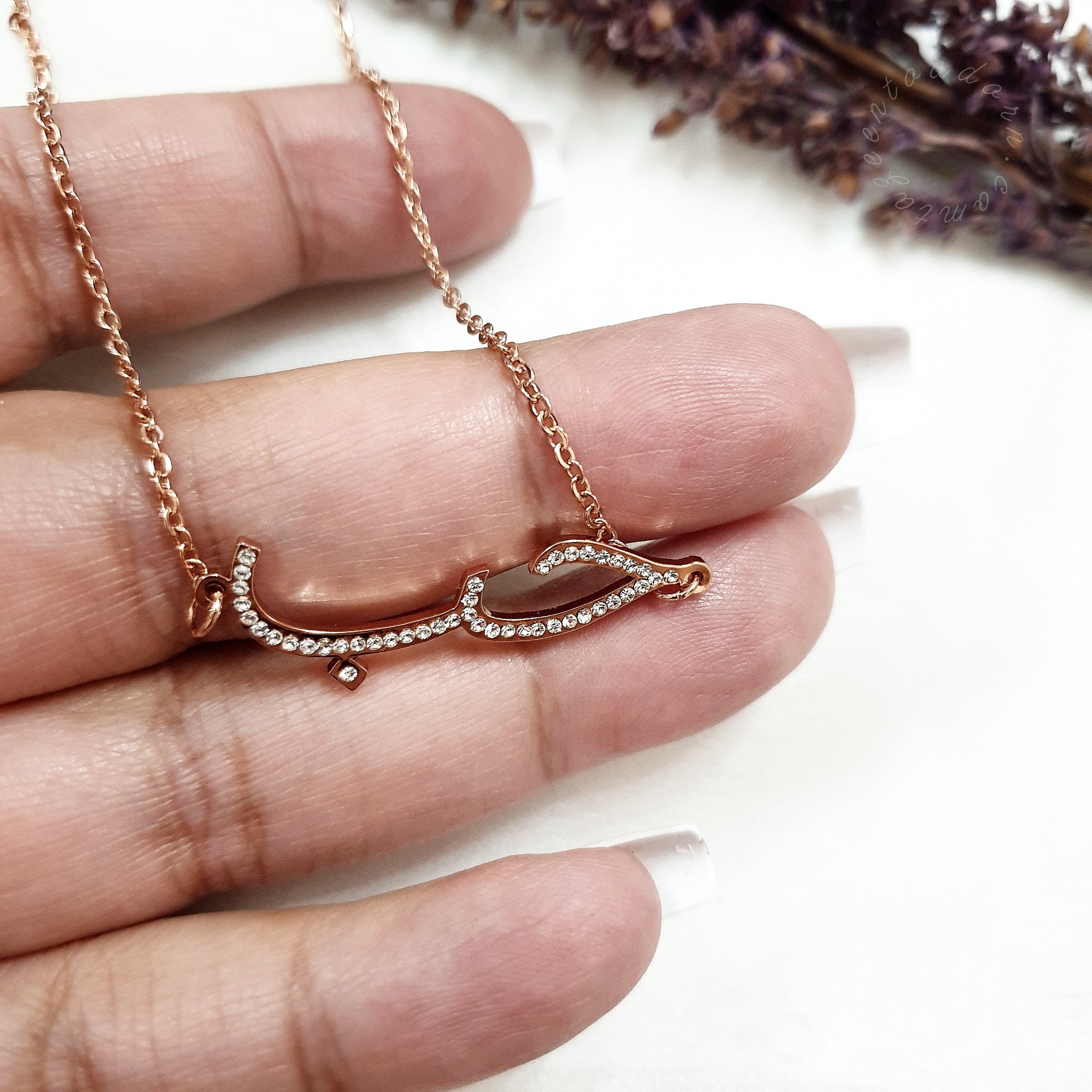 Diamante - حب - Love - Arabic Calligraphy Pendant Necklace - Rose Gold –  Tazeen - تزين - To Adorn